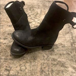 UGG Women's Aldon Winter Boot